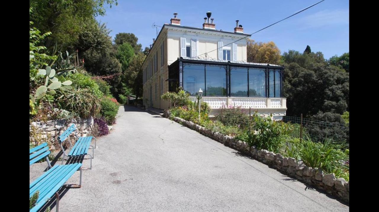 Villa Laetitia - Appt De Charme Avec Parking - Nice Nord Экстерьер фото