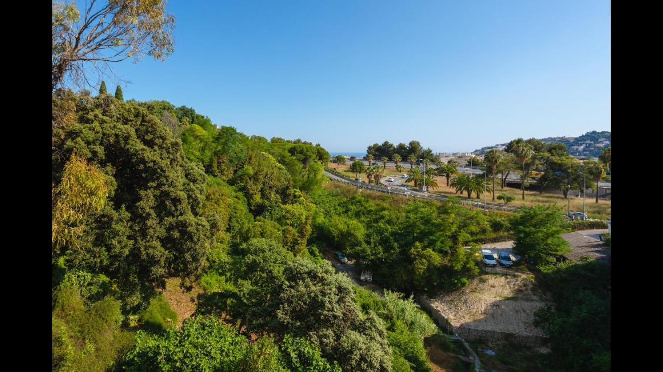 Villa Laetitia - Appt De Charme Avec Parking - Nice Nord Экстерьер фото